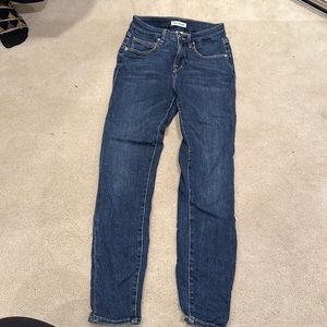 Cropped Good American Jeans High Waisted Sz 2/26